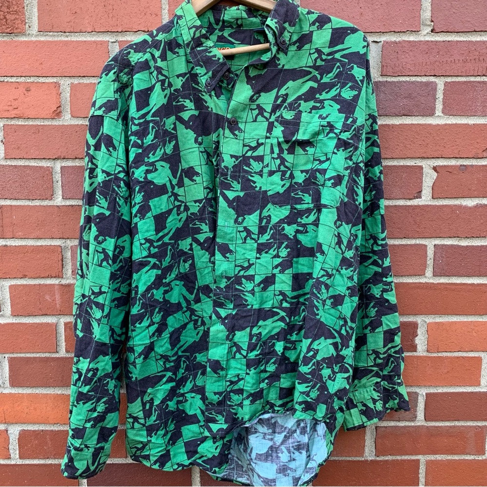 Tango by Max Raab black and green ski design button down shirt- XL